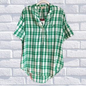 NWT Marshall Thundering Herd Ladies Top Size Medium.